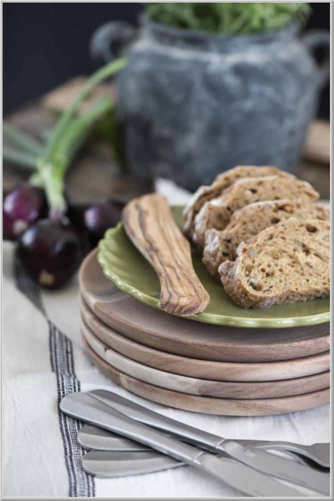Preview: Buttermesser aus Olivenholz L18cm Preview: Buttermesser aus Olivenholz L18cm