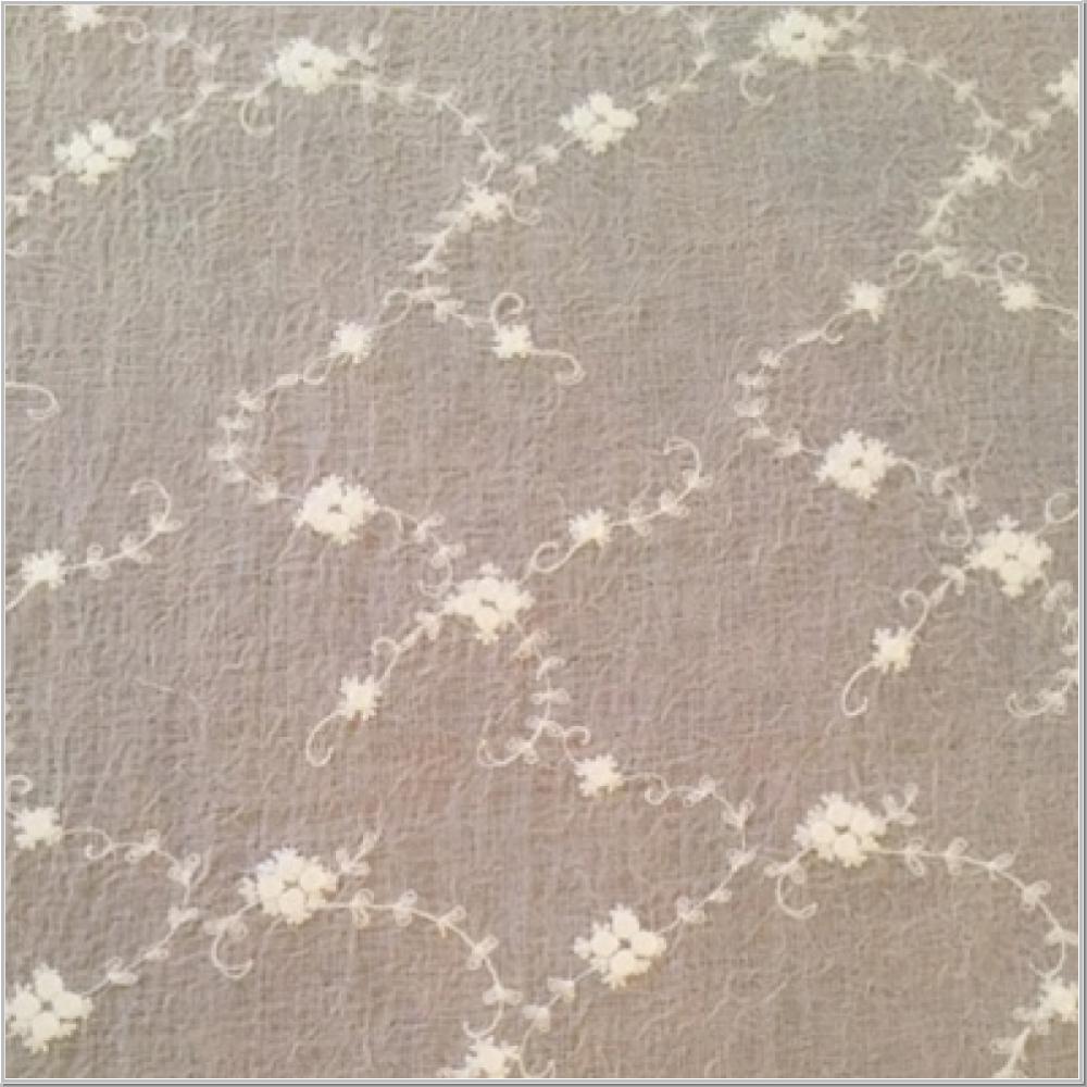 Preview: Crushed Tischläufer Rose 140x40cm Cream Preview: Crushed Tischläufer Rose 140x40cm Cream