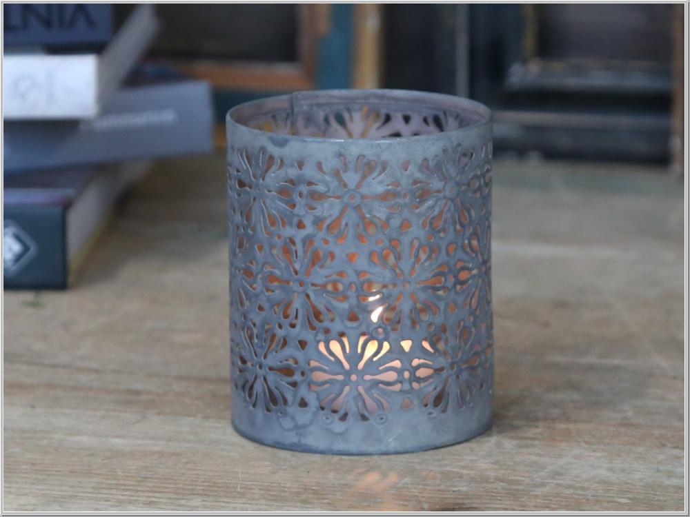 Preview: Kerzenständer Windlicht grau H10xØ8cm Preview: Kerzenständer Windlicht grau H10xØ8cm