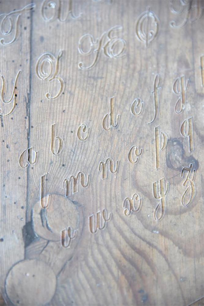 Preview: Jeanne d'Arc Living Vintage Stencil Corner Alphabet Shabby Chic Schablone Preview: Jeanne d'Arc Living Vintage Stencil Corner Alphabet Shabby Chic Schablone