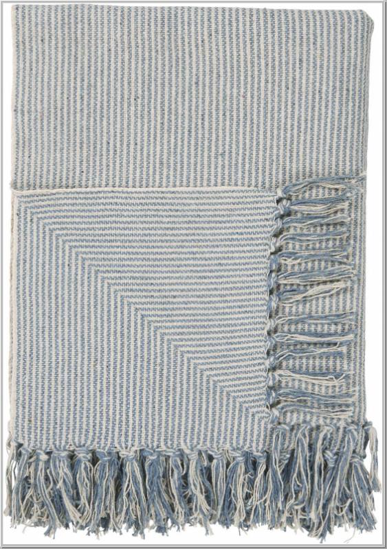 Plaid Strickdecke Creme/hellblau gestreift 130x160cm