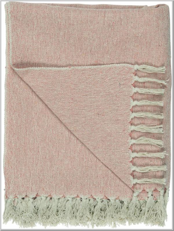 Plaid Strickdecke Creme/Faded Rose 130x160cm Plaid Strickdecke Creme/Faded Rose 130x160cm