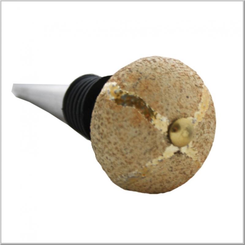 Cork Bottle Stopper with Gold Detailing – Elegant Handmade Wine Seal Cork Bottle Stopper with Gold Detailing – Elegant Handmade Wine Seal