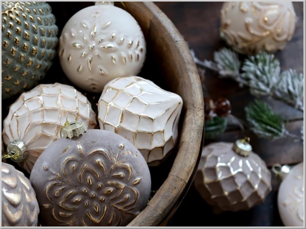 Weihnachtskugel m.Goldmuster Ø12cm