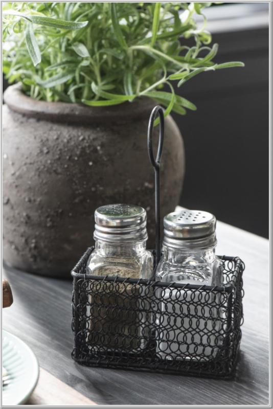 Salt and Pepper Basket Metal Black