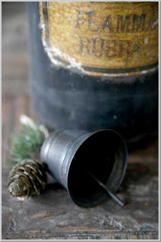 JDL Weihnachtsglocke mit Schnur H6cm