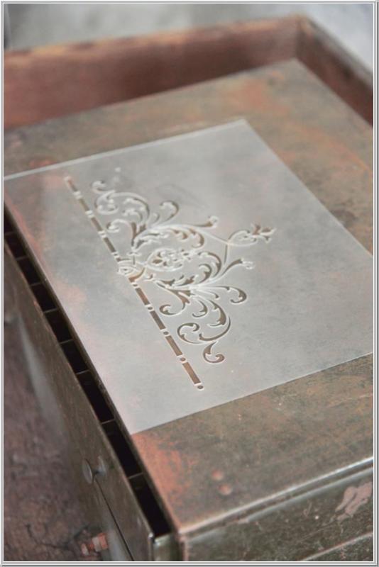 Stencil "Edge Motif" Schablone 24 x 12cm
